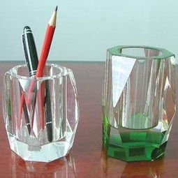 广州水晶笔筒,校庆纪念品,校庆纪念品,校庆工艺品,广州制作水晶工艺品公司,高档水晶笔筒,石油公司纪念品,建筑公司纪念品,楼盘设计师纪念品